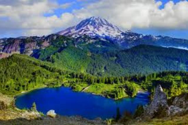 Mt. Rainier National Park is established
