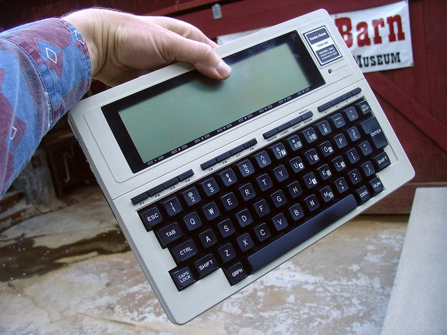 El TRS-80 MODEL 100
