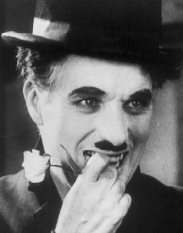 Recibe el título de Sir.