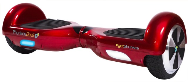 una tabla con ruedas motorizadas