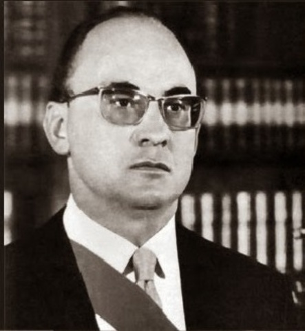 Proyectos de Reforma, Descentralización y Modernización de la Educación.