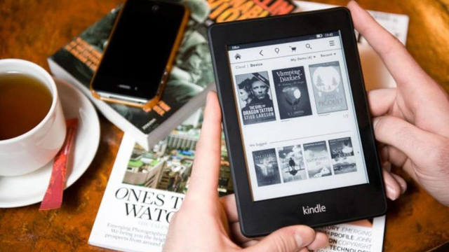 Amazon.com lanzó el Kindle