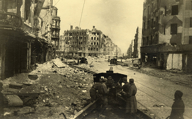 Soviet Army Reaches Berlin