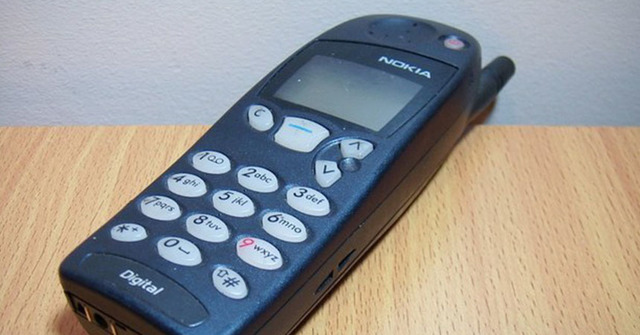 Celular 4