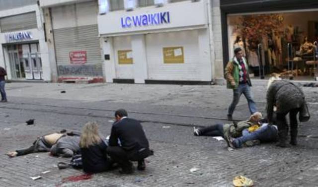 Kamikaze ad Istanbul (Turchia)