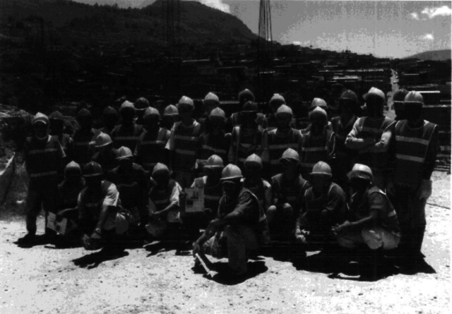 Obreros y construcción