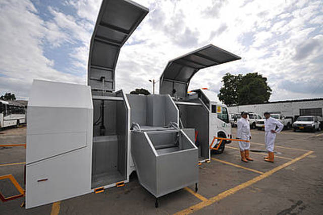 Creación de vehículo que transporta residuos peligrosos