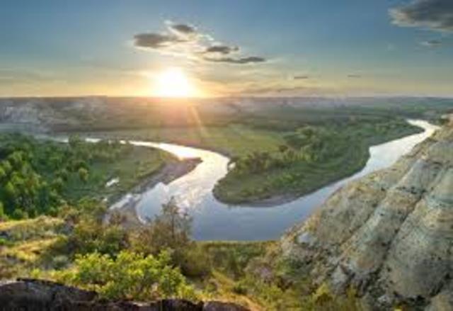 Theodore Roosevelt National Park is established