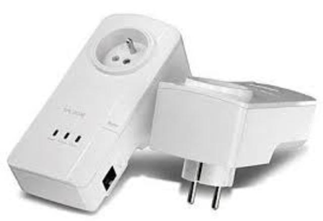 ACCESO A INTERNET POR RED ELECTRICA