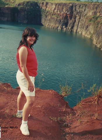 1992 - Conclusão do Ensino Médio.
