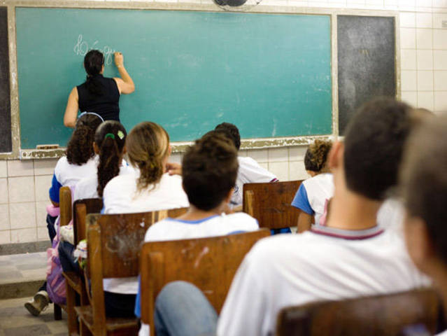 2001-  Incio de Atuação como Professor