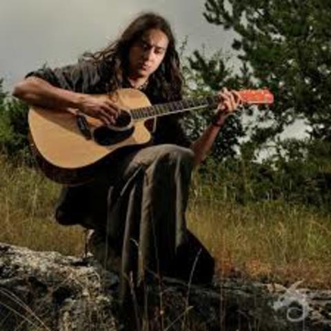 El Caballero va a salir del reino cuando se encuentra al bufon