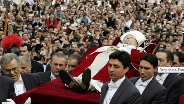 2005 - Morre o papa João Paulo 2º