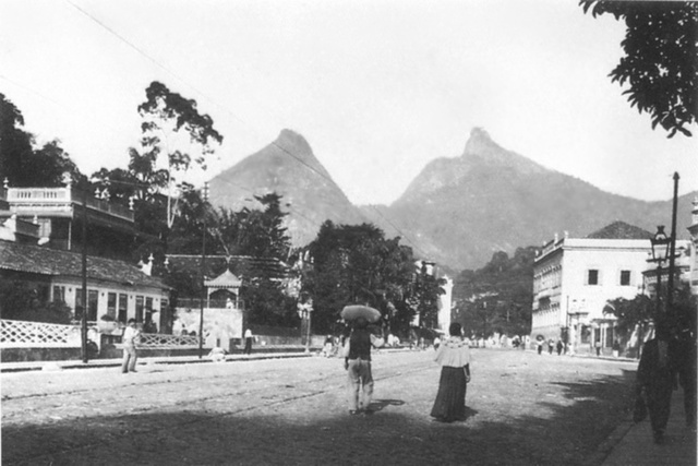 Paulo chega no Rio de Janeiro