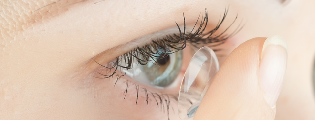 Lentes de contacto que responden a la luz