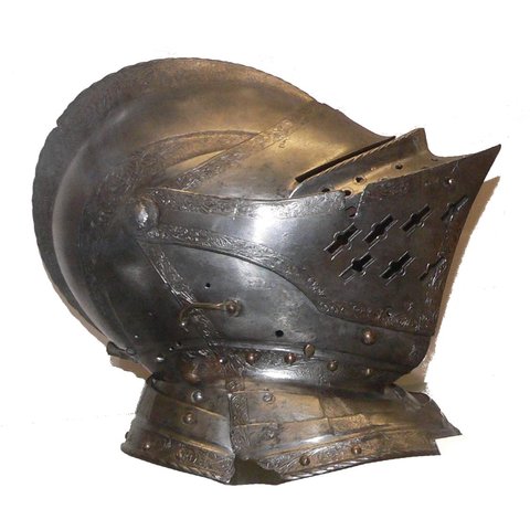 El yelmo del caballero se cae de su cabeza