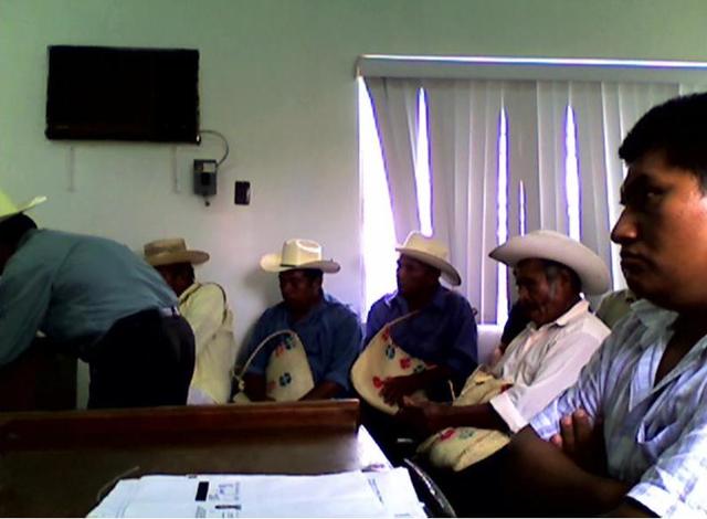 LEY DE DOTACIONES Y RESTITUCIONES DE TIERRAS Y AGUAS