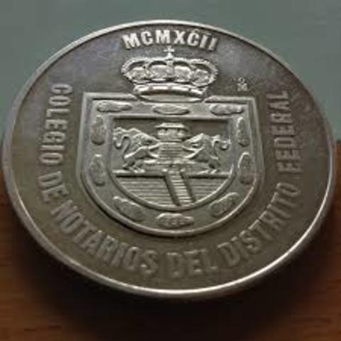 REAL COLEGIO DE ESCRIBANOS DE MÉXICO