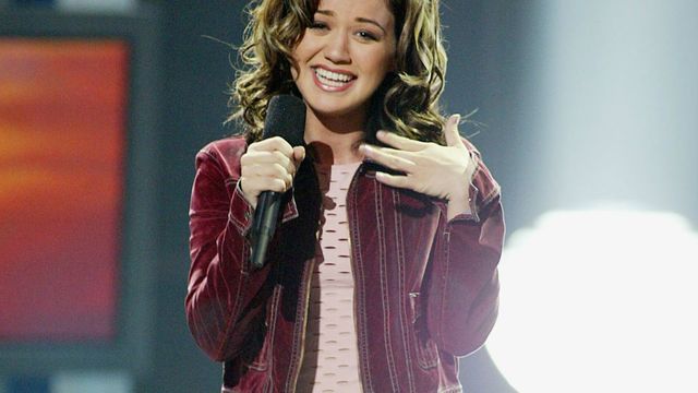 Kelly Clarkson First Ever Winner of American Idol