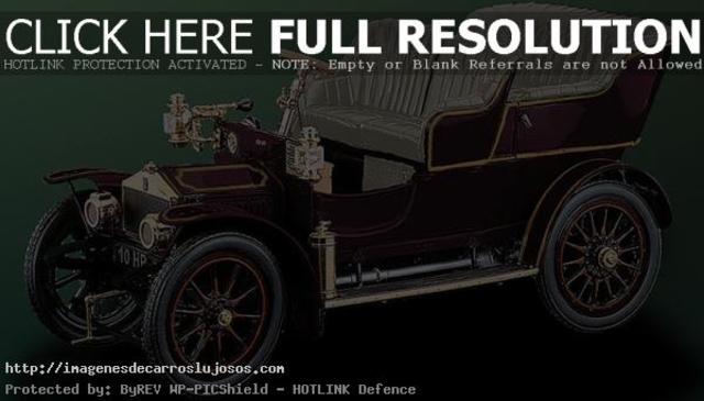 primer carro en  Medellin