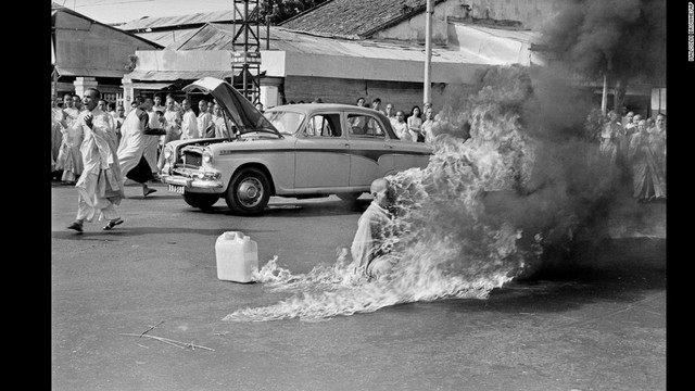 Operation Ranchhand Begins