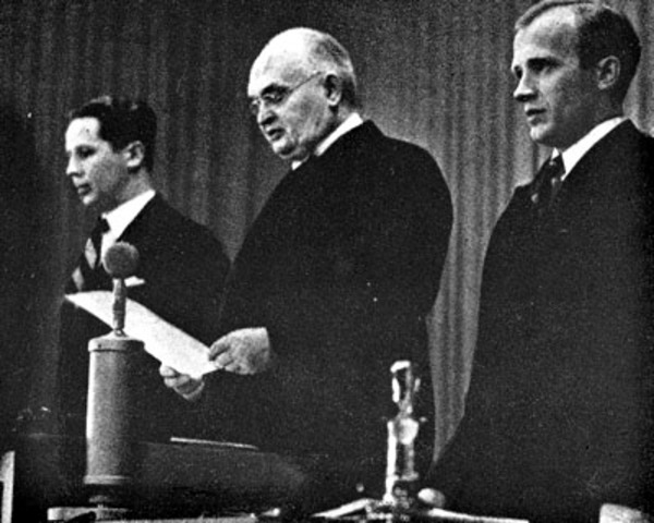 Kuulutati välja Eesti vabaseisvus