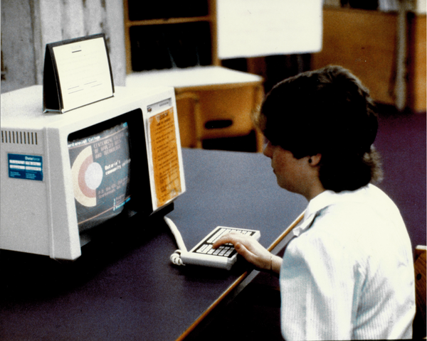 Telidon comes to Centennial Libraries