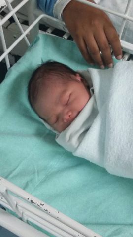 Nacimiento de mi pequeña Emily.