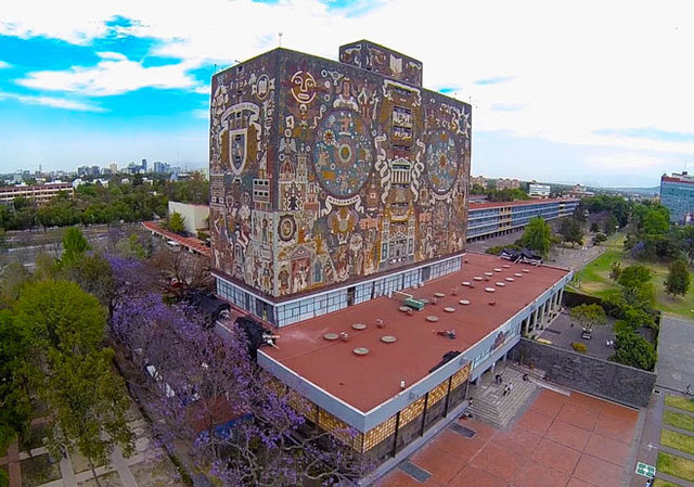 Se propone la construcción de la Ciudad Universitaria.