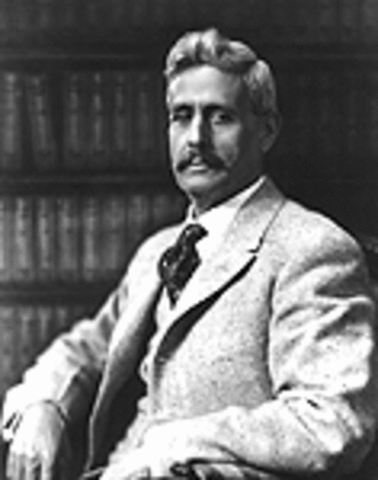 First Ever Hispanic Senator Is Elected / La Elección del Primer Senador Hispano