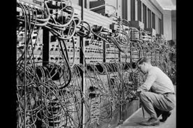 Primera computadora totalmente electrónica