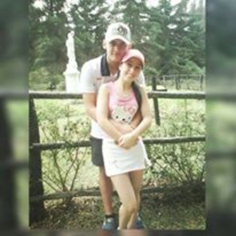 -Inicie una relación con Felipe Salamanca