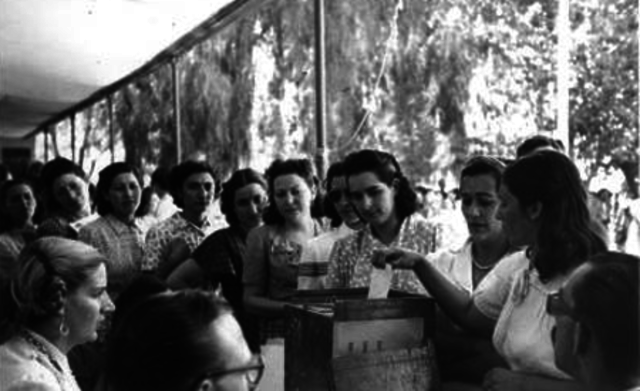 1° Elección con voto femenino