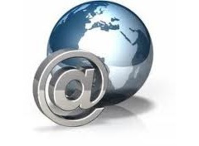 Primer programa diseñado para email.