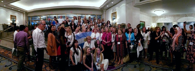 Apertura y recepción