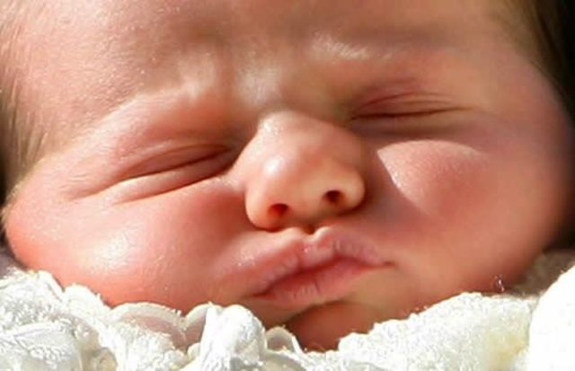 Nace la Infanta Leonor, primogénita de los Príncipes de Asturias