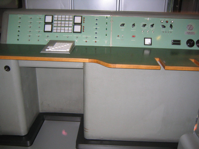 Konrad Zuse construye la Z11.