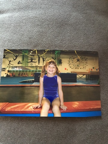 Yo empecé gimnastico.