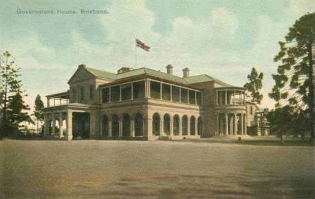 1862-The area of Queensland is increased