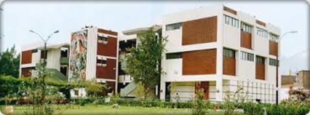 transformacion a la escuela de trabajo social