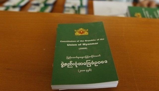 Une nouvelle constitution vie en effet.