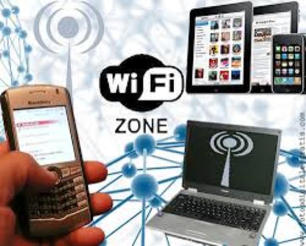 Año 2010: Dominio de la telefonía móvil en la estructura de ingresos