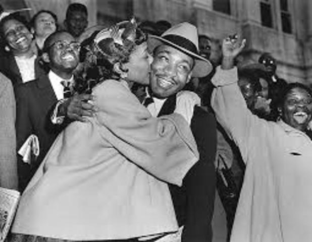 Montgomery Bus Boycott Ends