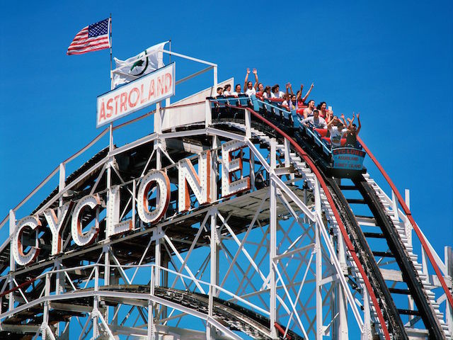 Cyclone roller coaster