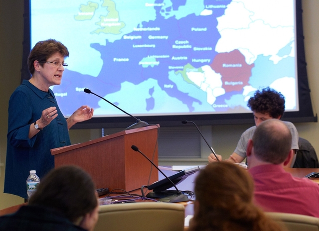 Middlebury College Hosts Expert Panel on the Syrian Refugee Crisis