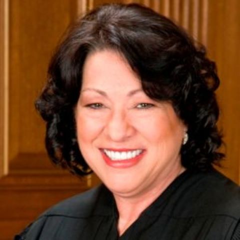 Primera puertorriqueña en la Corte Suprema de Justicia / First Puerto Rican as a Supreme Court Justice
