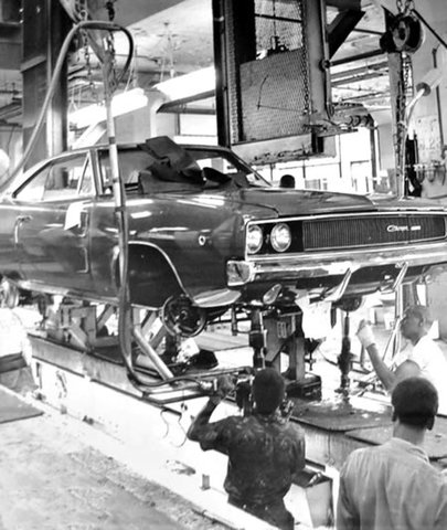 ensamblaje Dodge Charger 1968