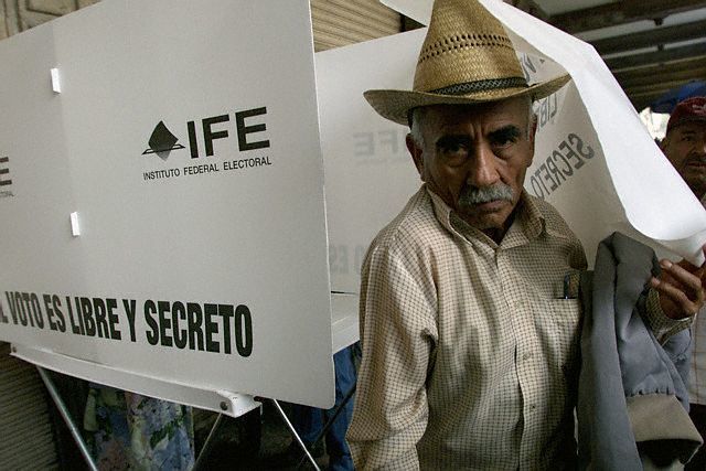 Se adiciona y reforma el Código Federal Electoral.