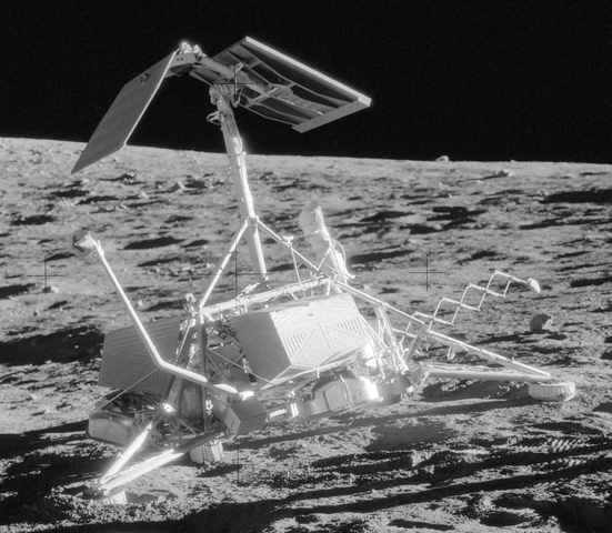 luna 2 probe reaches the moon