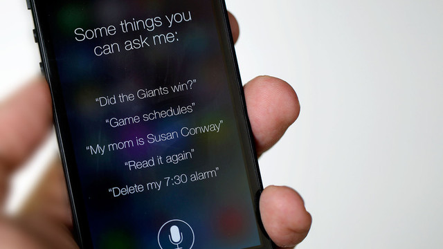 Lanzamiento de la asistencia virtual de Apple: Siri